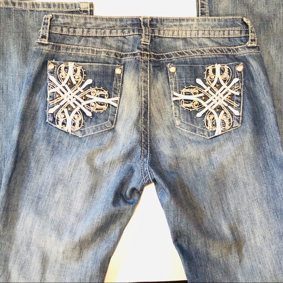 a.n.a Denim - a.n.a Jeans